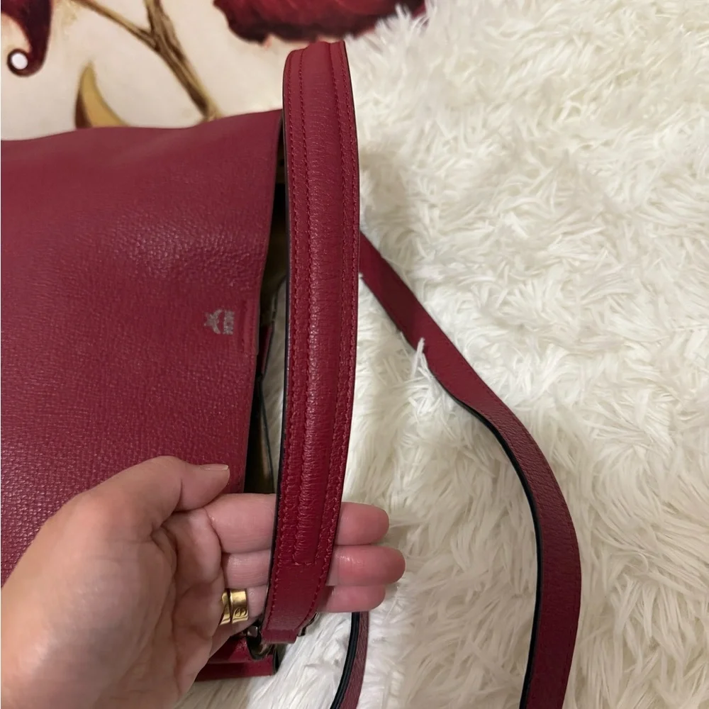 MCM Red Pebbled Leather Top-Handle Shoulder Bag🔥🔥